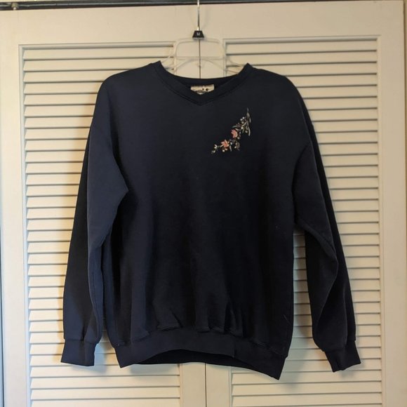 Northern Reflections Sweaters - Vintage Floral Crewneck